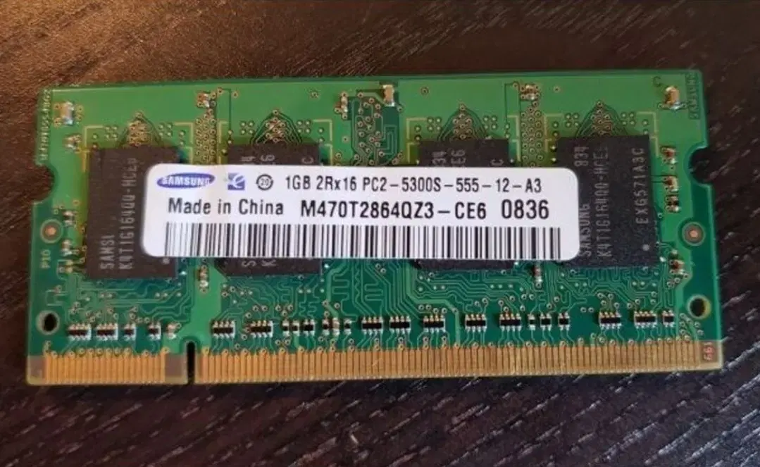 삼성 정품 노트북 메모리 1GB DDR2 PC25300S (CA64) M